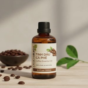 Hình ảnh sản phẩm Tinh dầu cà phê 100ml - sự lựa chọn phù hợp cho nhu cầu sử dụng thường xuyên hoặc không gian rộng. Hương cà phê rang đậm đà, ấm và quyến rũ giúp tạo nên không gian mang dấu ấn riêng, đặc biệt phù hợp với người yêu thích mùi cà phê.